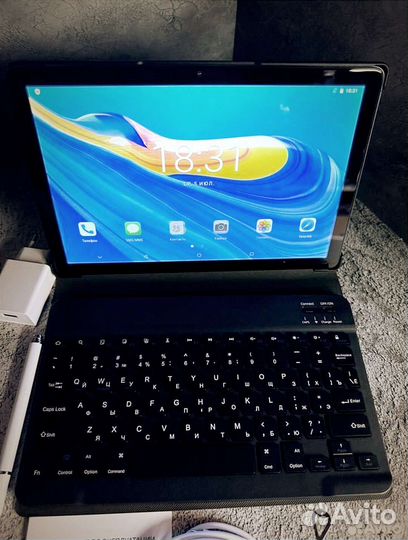 Планшет A10 Pro 6/128Gb Umiio + клавиатура