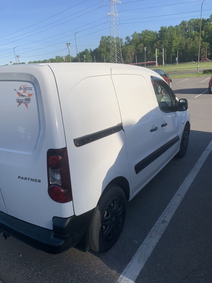 Peugeot Partner: фото владельца