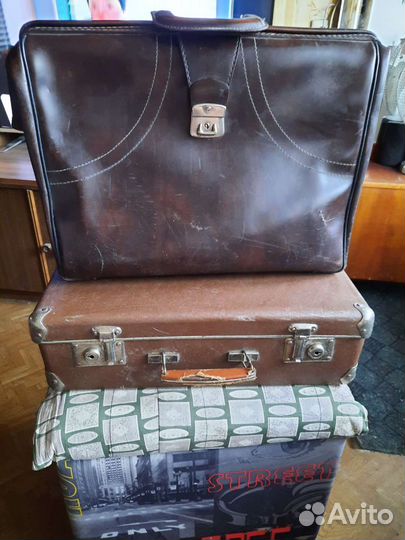 Чемодан и портфель