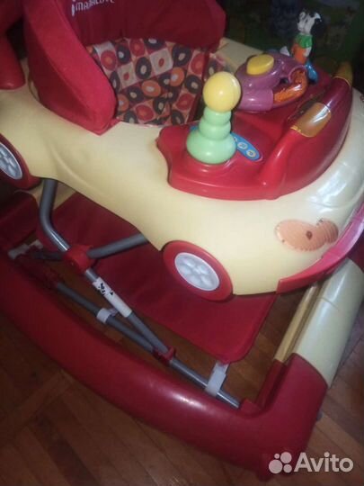 Стульчик для игр и кормления