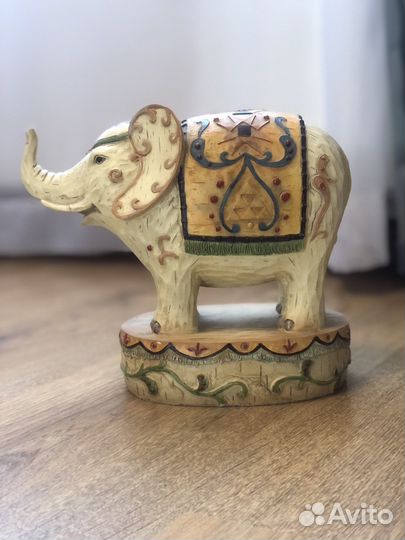 Статуэтка Слон