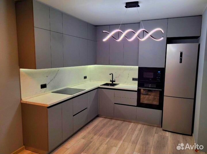 Кухня на заказ бесплатный замер