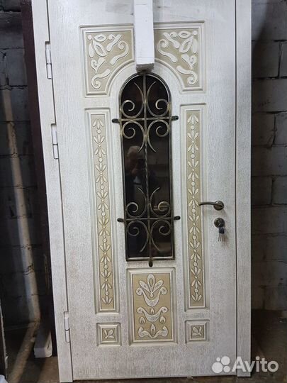 Двери в квартиру от производителя