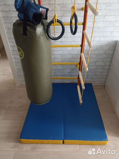 Спортивный уголок для детей