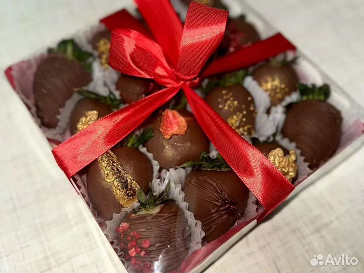 Коробки для клyбники и для подарков