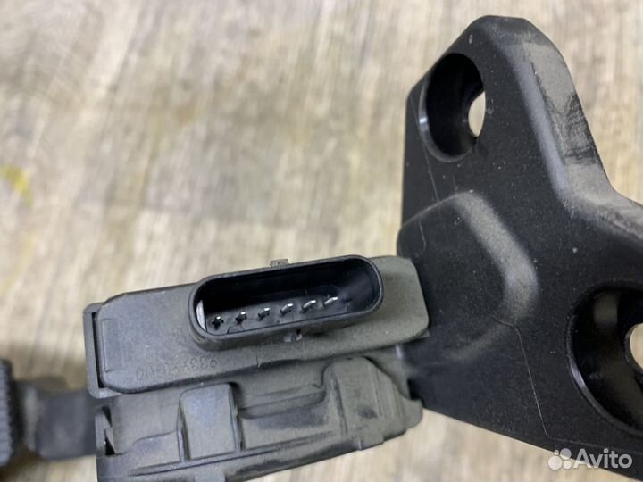 Mercedes Benz W166 M-Klasse (ML) Педаль газа