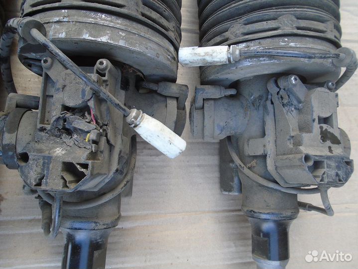 Rolls-Royce 37106851608 37106850227 37106851607