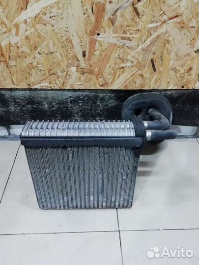 Радиатор испаритель Ford focus II