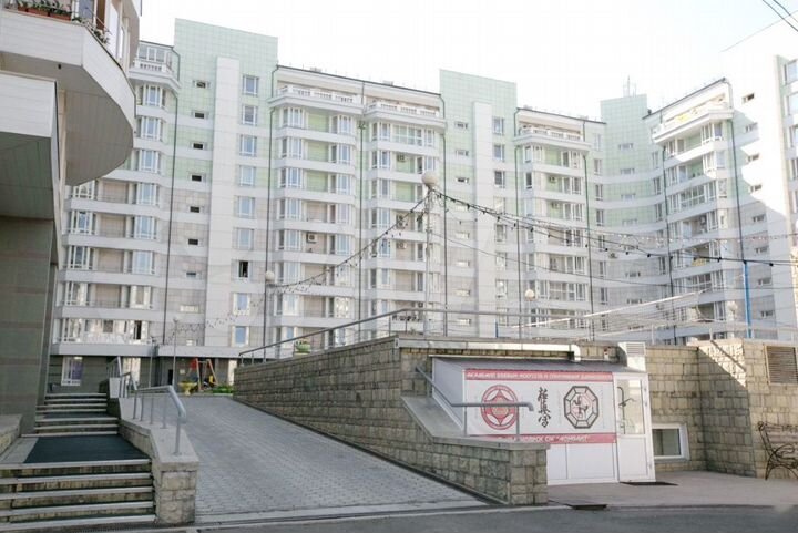 Помещение, 235.5 м²