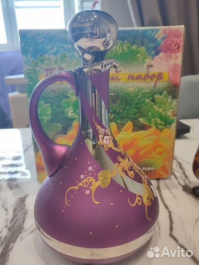 Графин с рюмками