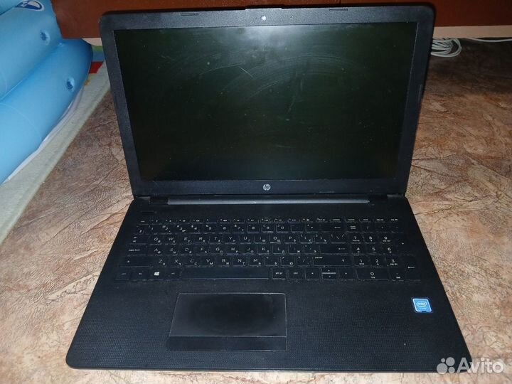 Ноутбук HP 15-ra050ur