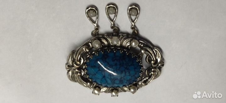 Крупная брошь 5*5.5 см чехословакия