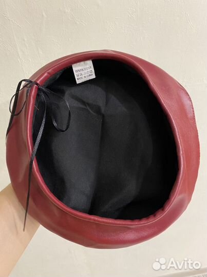 Бордовая женская беретка