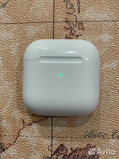 Беспроводные наушники apple airpods