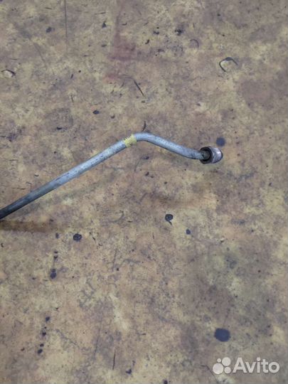 Шланг гур 2.4л 3.3л Додж караван Вояджер 01-07г