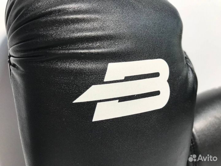 Боксерские перчатки BoyBo basic Black