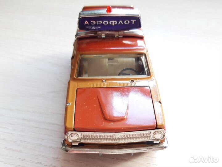 Масштабная модель Волга Газ 24 Аэрофлот 1:43