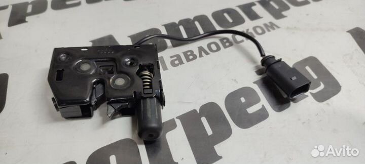 Замок капота Audi A7 4G CGW 12.03.2012
