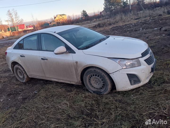 Ручка наружная передняя правая Chevrolet Cruze 1