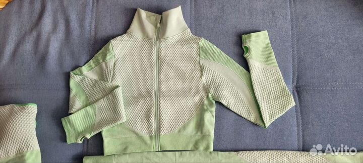 Костюм для фитнеса