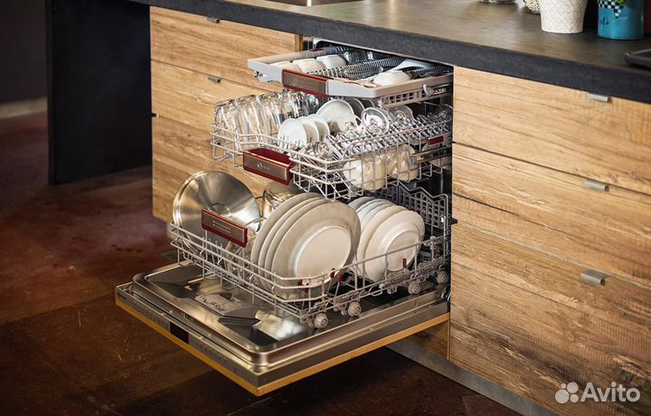 Посудомоечная машина Hotpoint-Ariston GFD83 бу