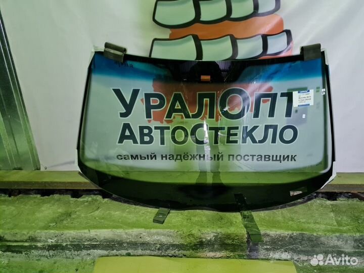 Лобовое стекло Mazda Demio (III) DE