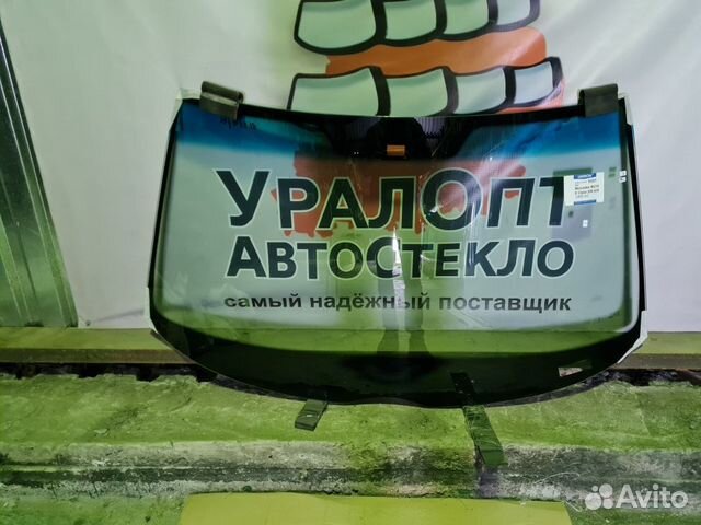 Лобовое стекло Mazda Demio (III) DE