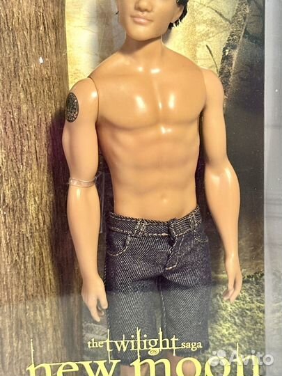 Barbie Collector Twilight Saga New Moon Jacob