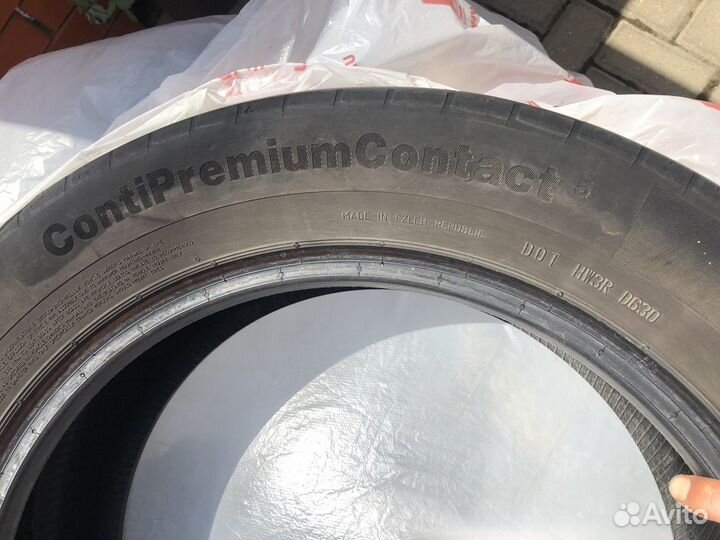 Continental ContiPremiumContact 5 215/55 R17