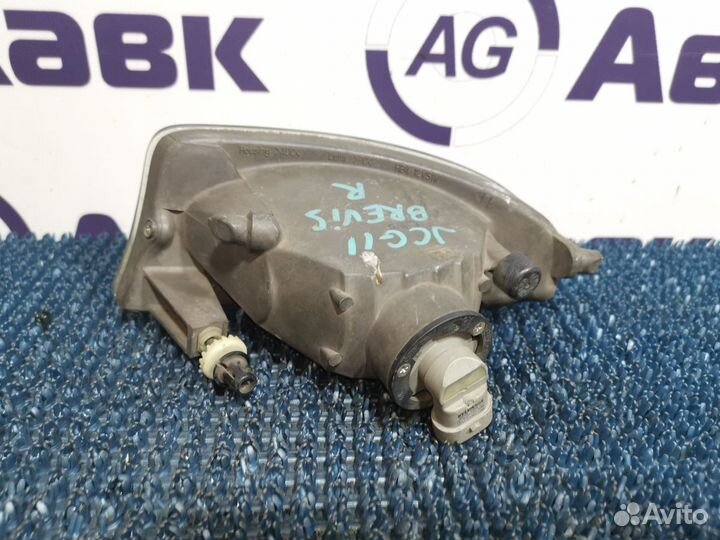 Противотуманная фара Toyota Brevis