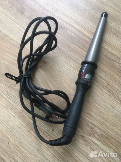 Плойка конусная Babyliss