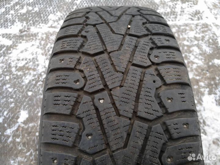 Pirelli Ice Zero 215/65 R17 103T