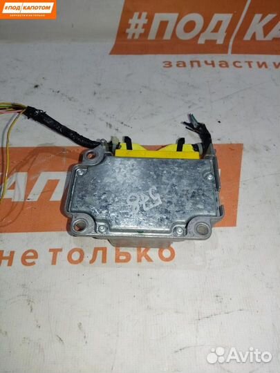 Блок управления подушками безопасности Mitsubishi