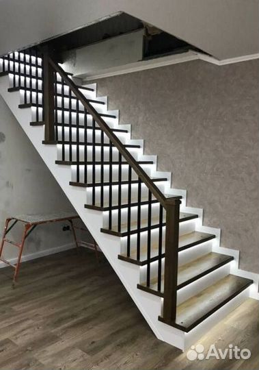 Ступени для лестницы с покраской SLP-4864