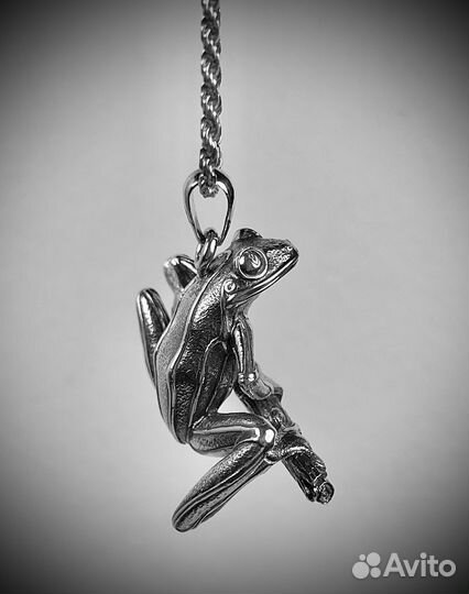 Лягушка кулон