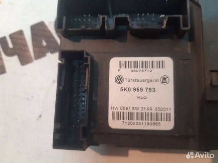 Мотор стеклоподъемника передний левый Volkswagen