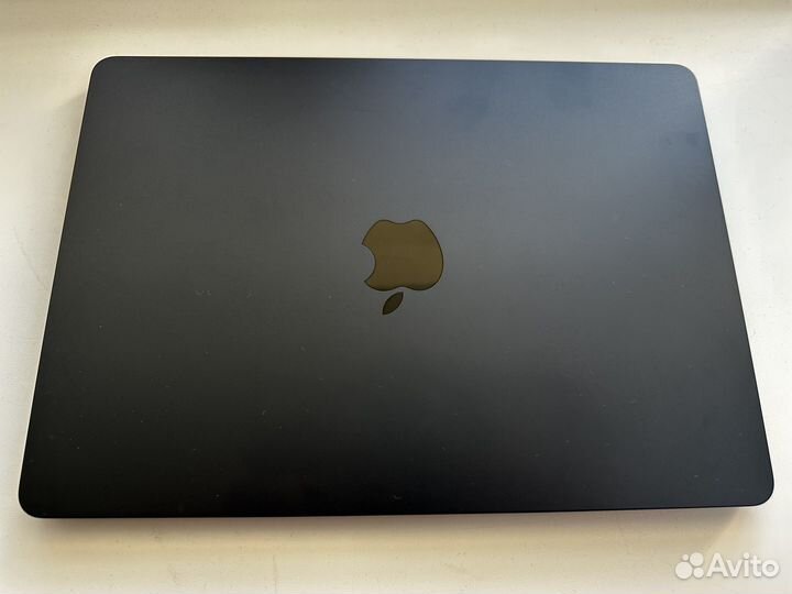 Macbook air 13 2022 m2