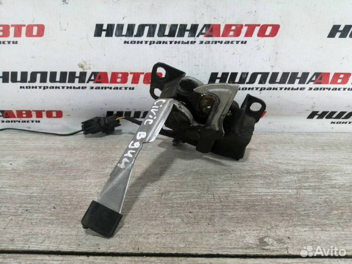 Замок капота Honda Civic 8 1.8 2006