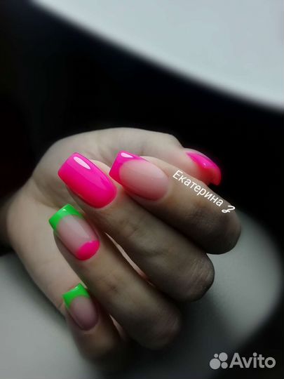 Маникюр, педикюр, наращивание ногтей