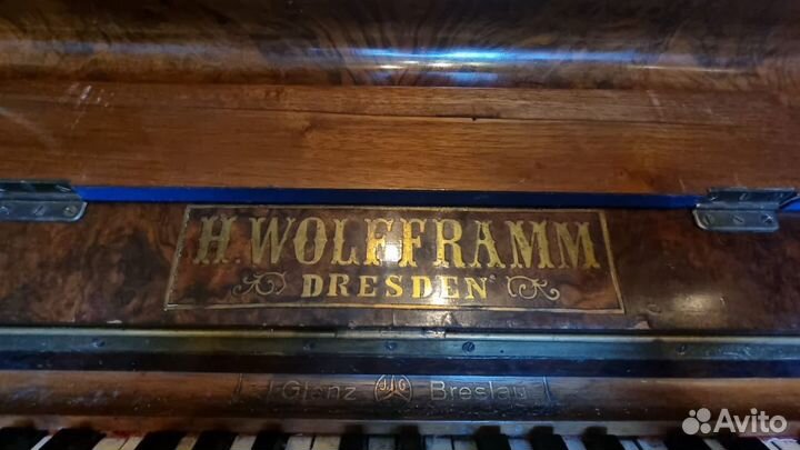 Антикварное немецкое пианино