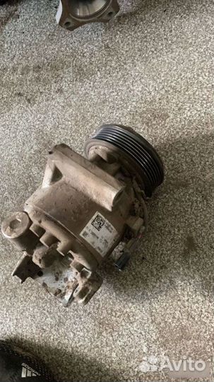 Компрессор кондиционера Renault Duster 2 K9K 2021