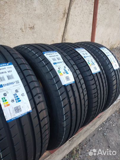 Triangle EffeXSport TH202 225/45 R18 95Y