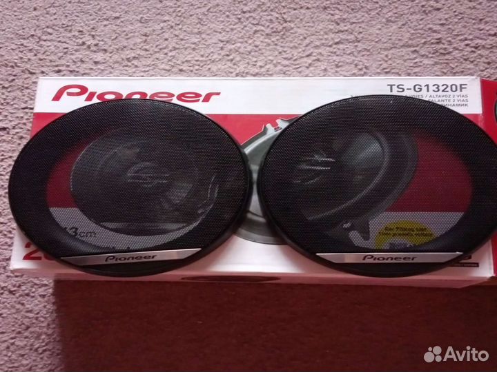 Сетки от колонок pioneer и нерабочая магнитола