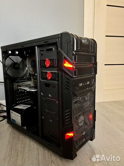 Компьютер для игр и работы FX-8310 8ядер/1050/SSD