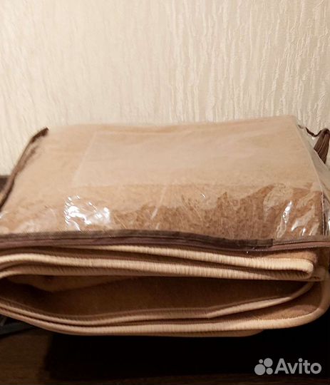 Одеяло из верблюжьей шерсти