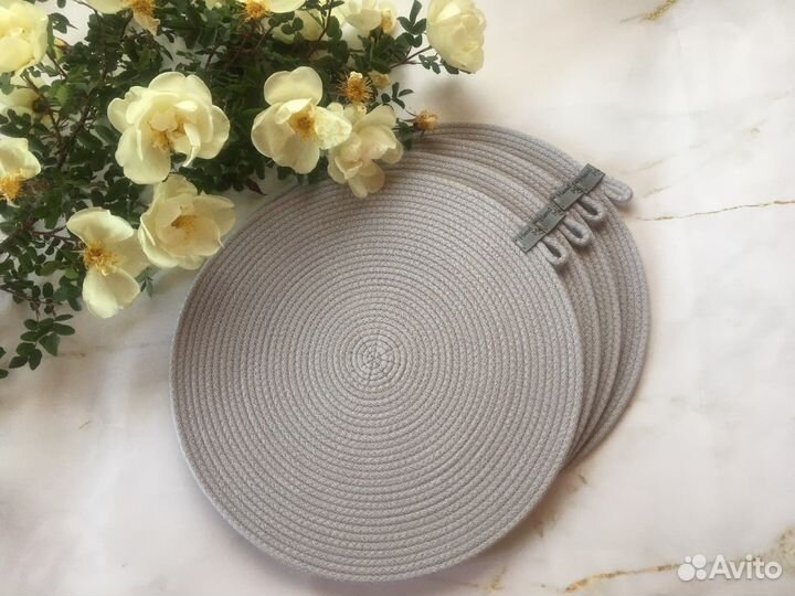 Салфетки сервировочные, ручная работа