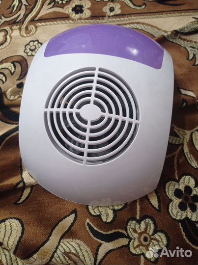 Маникюрный пылесос