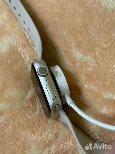 Apple Watch 8 41mm starlight