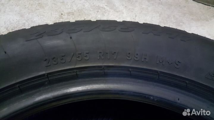 Pirelli Winter Sottozero 210 Serie II 235/55 R17