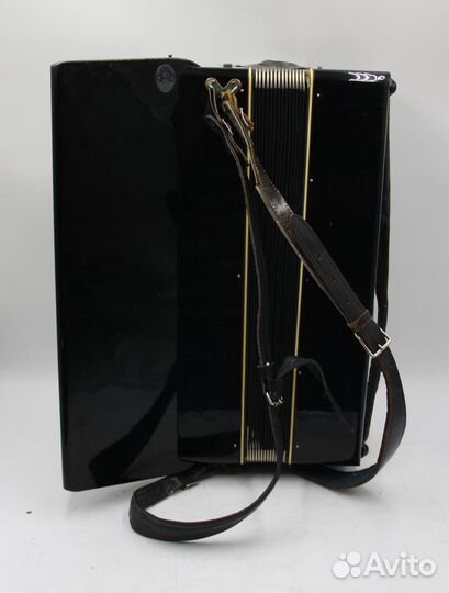 Аккордеон Weltmeister Klingenthaler Harmonikawerke